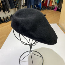 Load image into Gallery viewer, Wilfred wool beret NWT O/S
