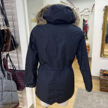 Load image into Gallery viewer, Barbour jacket 6
