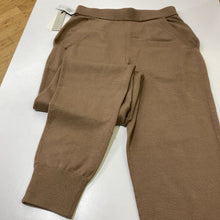 Load image into Gallery viewer, Babaton Rodin pants NWT XS
