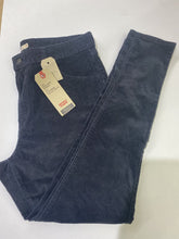 Load image into Gallery viewer, Levis 721 High Rise Skinny cords NWT 34
