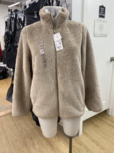 Load image into Gallery viewer, Uniqlo teddy jacket NWT S
