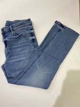 Load image into Gallery viewer, Mother The Mid Rise Dazzler Ankle jeans 32
