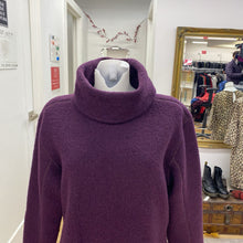 Load image into Gallery viewer, Smartwool wool blend sweater L
