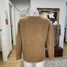 Load image into Gallery viewer, Babaton sweater 2XS
