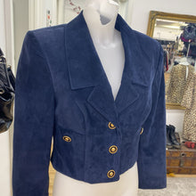 Load image into Gallery viewer, Danier vintage cropped suede jacket S
