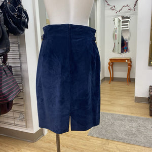 Danier vintage suede skirt 10