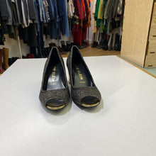 Load image into Gallery viewer, Anne Klein metallic peep toe pumps 7.5
