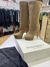 Load image into Gallery viewer, YSL Tribute boots 40
