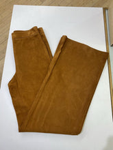 Load image into Gallery viewer, Theory suede pants 4
