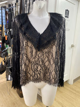 Load image into Gallery viewer, Alexis silk lining lace top S
