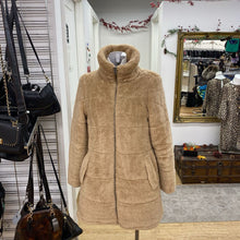 Load image into Gallery viewer, Lucky Brand teddy coat M
