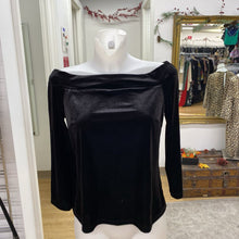 Load image into Gallery viewer, Melanie Lyne velour top M NWT
