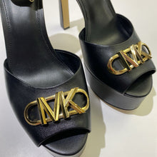 Load image into Gallery viewer, Michael Kors platform heels NWOT 8
