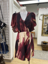 Load image into Gallery viewer, Alice &amp; Olivia silk blend dress XS
