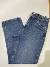 Load image into Gallery viewer, Dynamite studded rhinestone jeans 29/8
