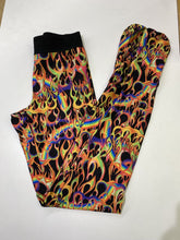 Load image into Gallery viewer, Desigual flame print leggings M
