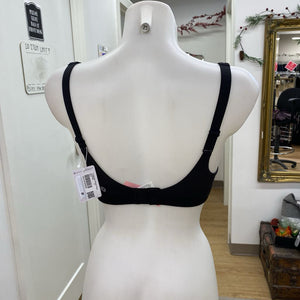 Lululemon In Alignment Straight Strap Bra NWT 4C/D