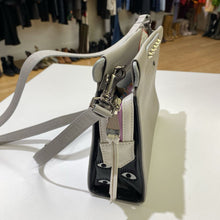 Load image into Gallery viewer, Min &amp; Mon leather crossbody NWOT
