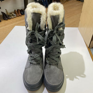 Sorel Tivoli winter boots 6