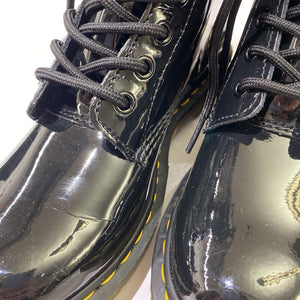 Dr. Martens patent leather boots NWOT 7