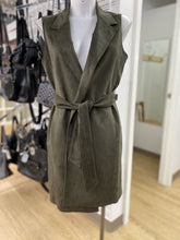 Load image into Gallery viewer, Babaton microsuede belted vest XS
