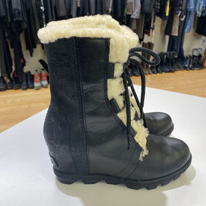 Sorel Joan of Artic Wedge boots 7.5