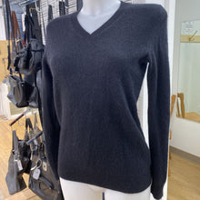 Load image into Gallery viewer, HBC cashmere sweater M
