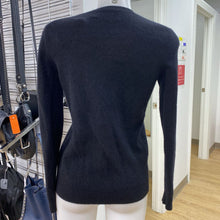 Load image into Gallery viewer, HBC cashmere sweater M
