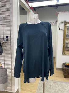 Roots Active Longsleeve top NWT 2XL