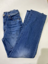 Load image into Gallery viewer, Mother The Rambler Zip Sneak jeans 27
