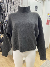 Load image into Gallery viewer, Zara mock neck sweater S
