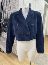 Load image into Gallery viewer, KOTN corduroy crop jacket L
