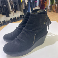 Load image into Gallery viewer, Fly London suede booties 41
