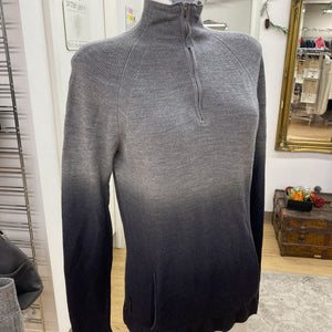 Icebreaker merino wool sweater L