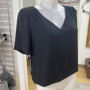 Babaton short sleeve top M NWT