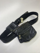 Load image into Gallery viewer, Rudsak vintage belt bag
