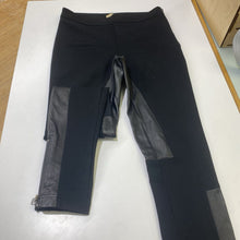 Load image into Gallery viewer, Burberry leather/zipper detail skinny pants 6
