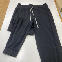 Load image into Gallery viewer, Lululemon jogger style leggings 8
