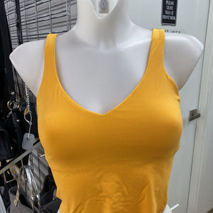 Lululemon crop tank w shelf bra 6