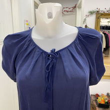 Load image into Gallery viewer, Joie silk top XS
