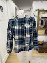 Load image into Gallery viewer, Gap flannel popover S
