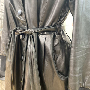 Danier leather pleated coat S