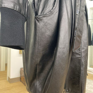 Danier leather pleated coat S