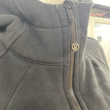 Load image into Gallery viewer, Lululemon zip up hoody 14
