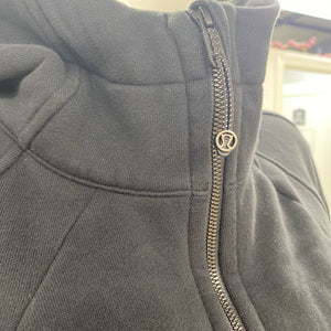 Lululemon zip up hoody 14