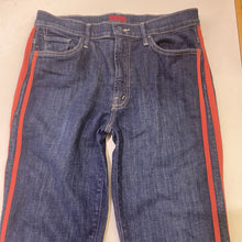 Load image into Gallery viewer, Mother Insider Crop Step Fray jeans 30
