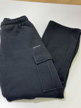 Load image into Gallery viewer, Aritzia sweatfleece mega cargo XS Tall XS
