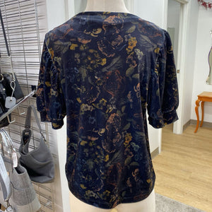 Contemporaine velour floral top S