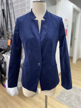 Load image into Gallery viewer, Banana Republic long &amp; Lean Velvet blazer 6
