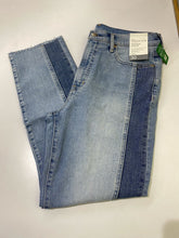 Load image into Gallery viewer, Gap Vintage Slim High Rise jeans NWT 10
